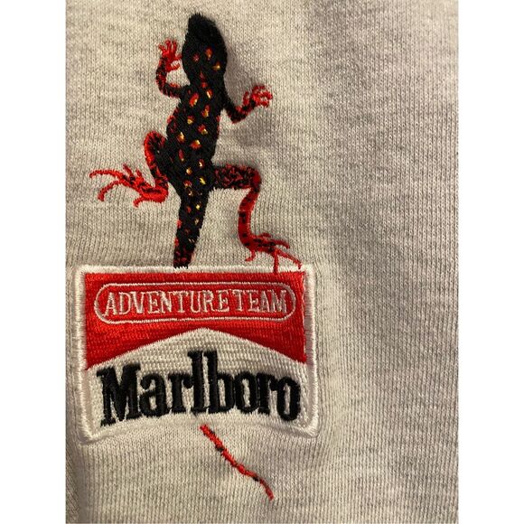 Marlboro Cigarettes Adventure Team Vintage Lizard Sweatshirt Y2K Sz. L - Picture 3 of 10